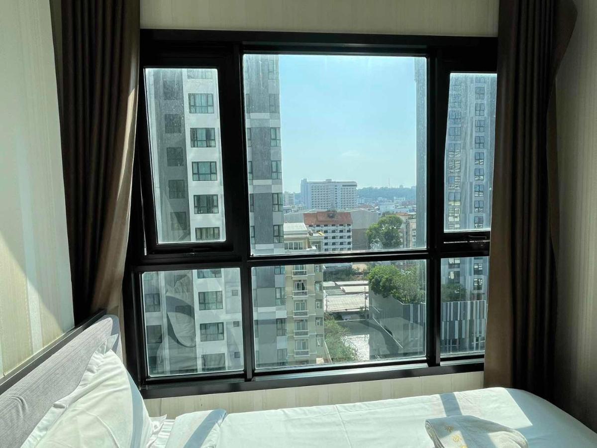 The Base Central Pattaya Thai מראה חיצוני תמונה