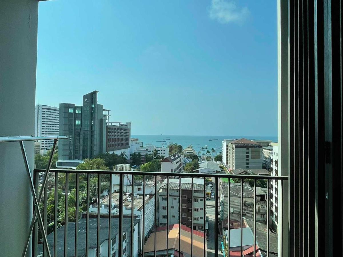 The Base Central Pattaya Thai מראה חיצוני תמונה