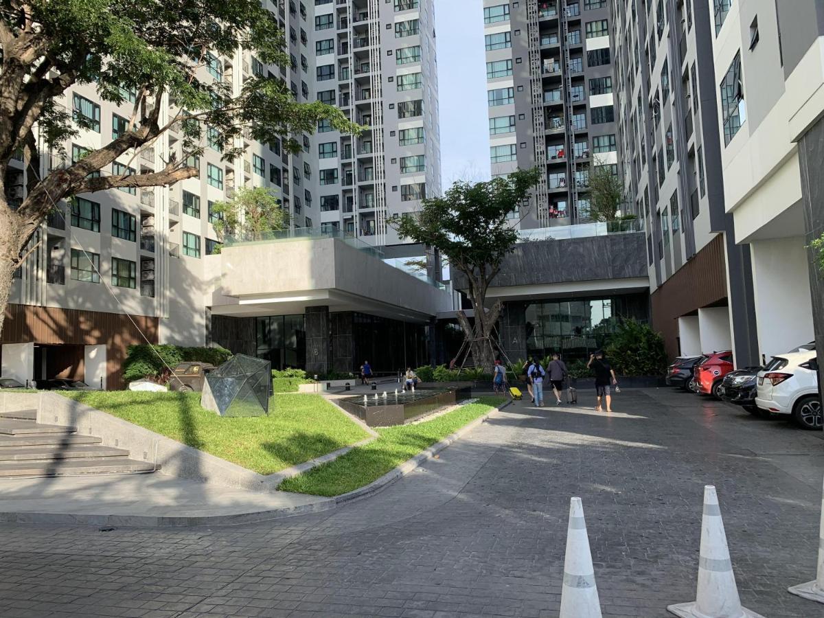 The Base Central Pattaya Thai מראה חיצוני תמונה